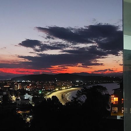 Jurere Cobertura 400M Do Mar Vista Linda Apartment Florianopolis Ngoại thất bức ảnh